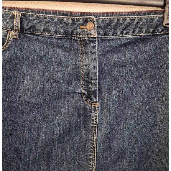 Talbots Dark Wash Knee Length Medium Wash Denim Skirt Size 22W EUC - Picture 2 of 6